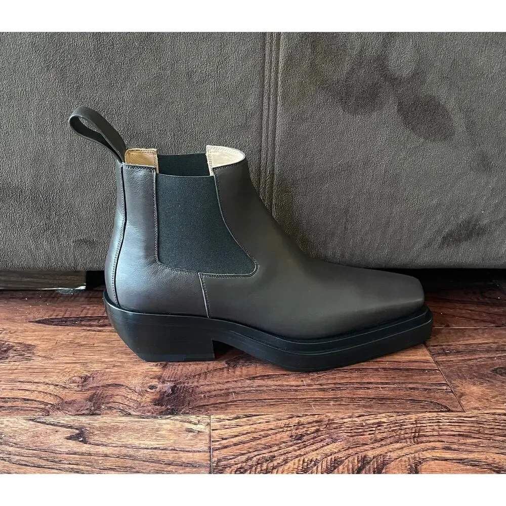 $1,800 NIB Bottega Veneta Leather Brown Heel Chelsea Boots Size 41(8)